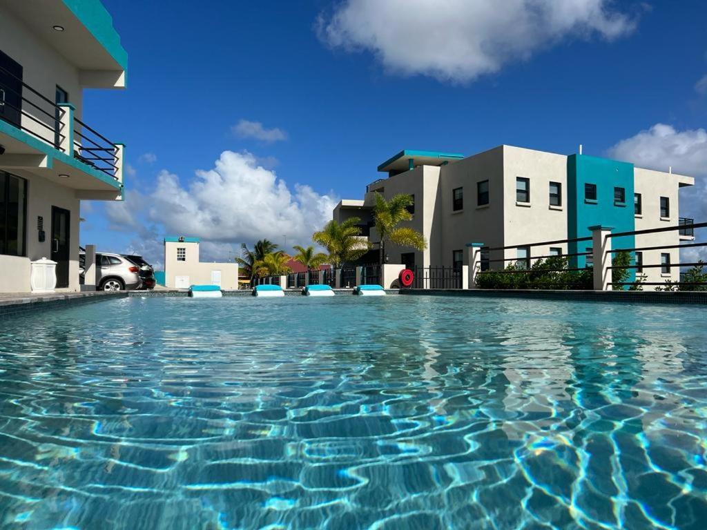Hillsboro Condominiums バセテール エクステリア 写真