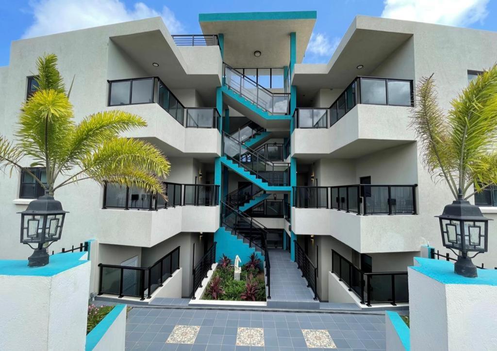 Hillsboro Condominiums バセテール エクステリア 写真