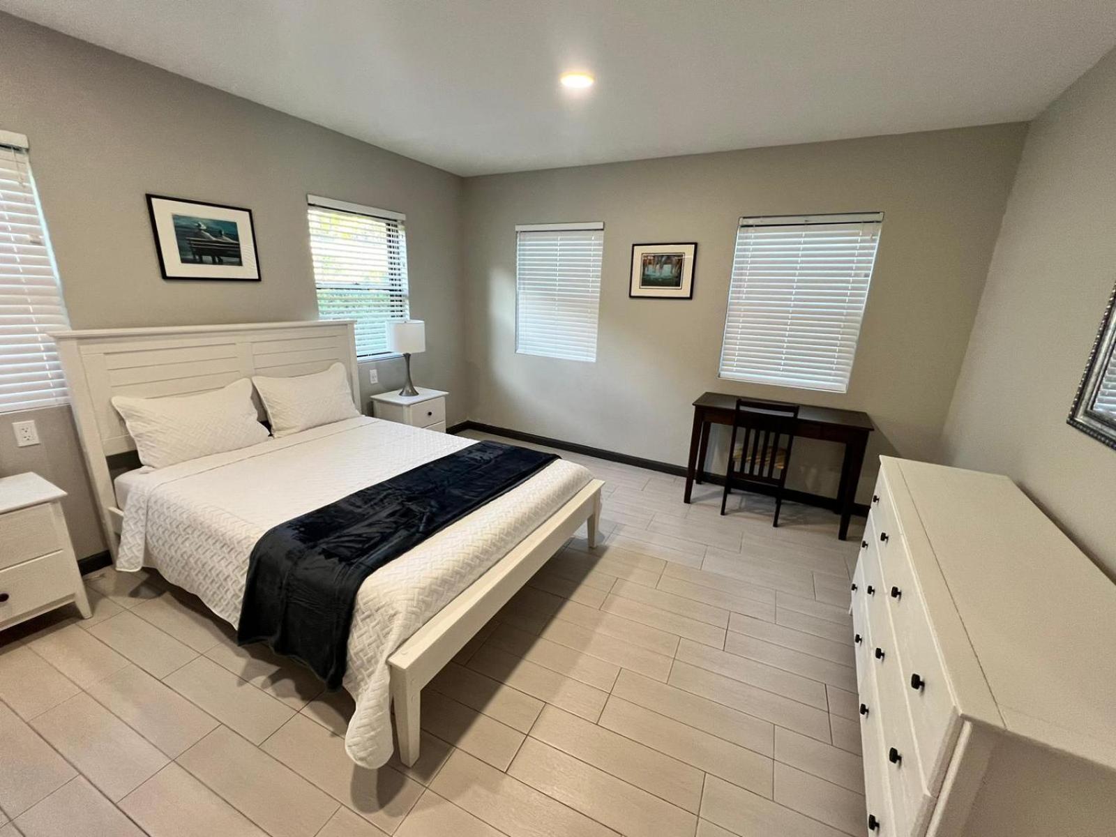 Hillsboro Condominiums バセテール エクステリア 写真